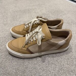 Burberry Tan and Cream Sneakers